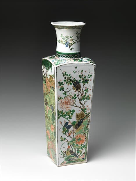 Famille Rose 'Nine Peaches' Vase